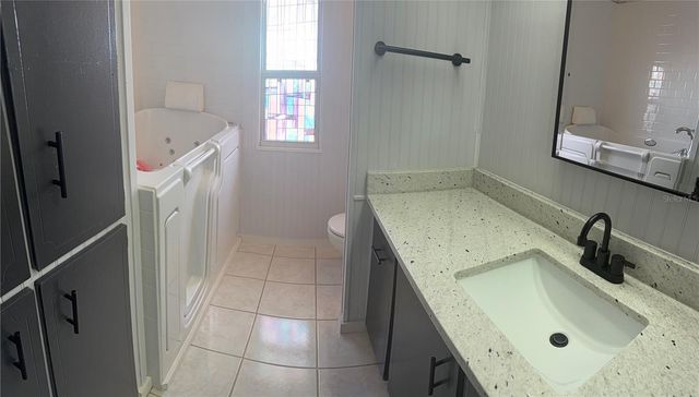 3301 ALT 19 130, Dunedin, FL 34698