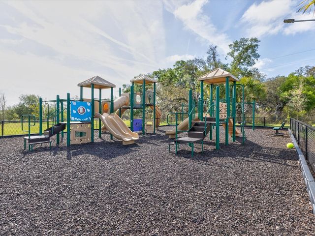 5372 FEZ COURT, Brooksville, FL 34602