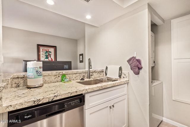 9711 E MOUNTAIN VIEW Road 1502, Scottsdale, AZ 85258