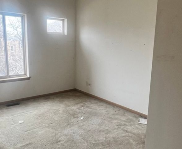 527 W 76th Street, Chicago, IL 60620