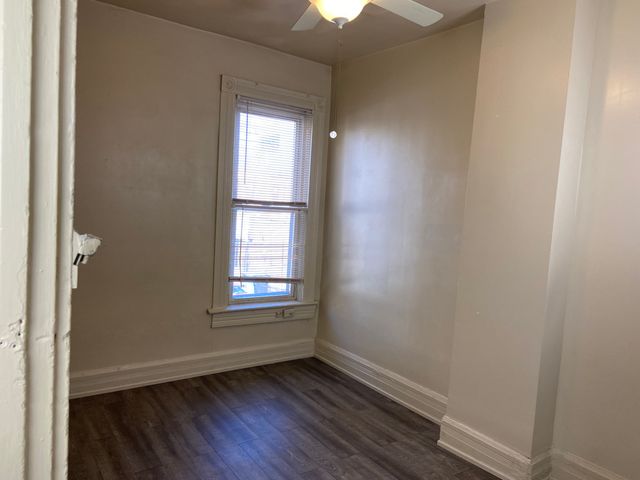 2440 W Lexington Street, Chicago, IL 60612