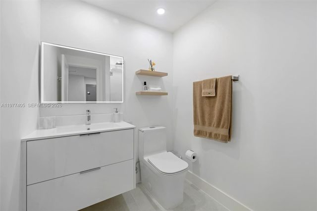 19370 Collins Ave 507, Sunny Isles Beach, FL 33160