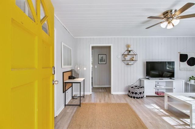 250 Lake Drive, Norcross, GA 30071