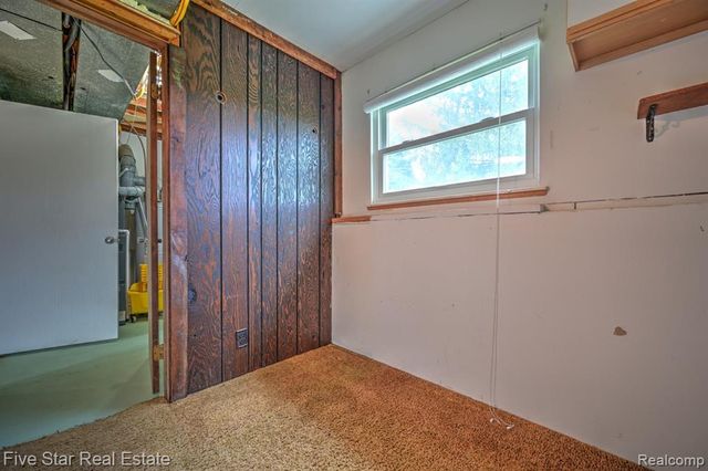1857 E Rose Center Road, Holly, MI 48442