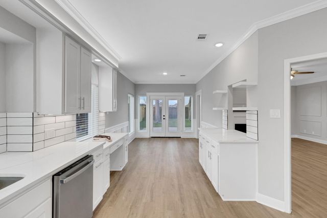 1202 Plantation Drive, Richmond, TX 77406