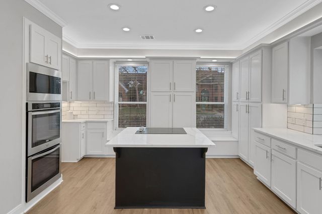 1202 Plantation Drive, Richmond, TX 77406