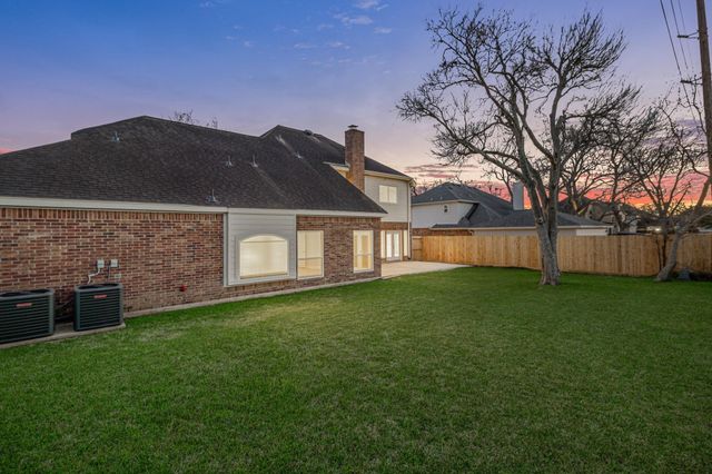 1202 Plantation Drive, Richmond, TX 77406