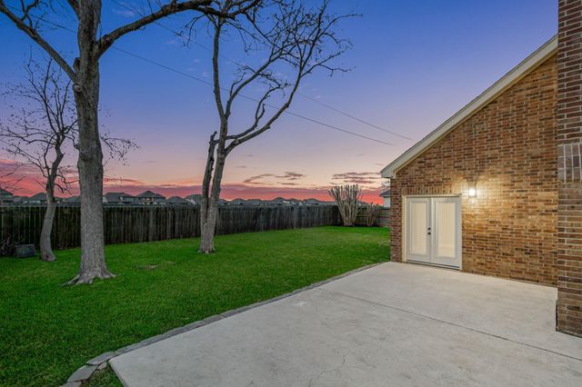 1202 Plantation Drive, Richmond, TX 77406