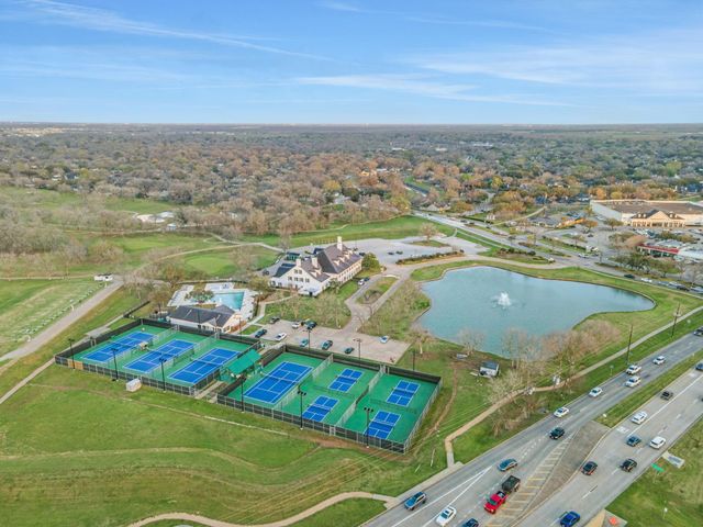 1202 Plantation Drive, Richmond, TX 77406