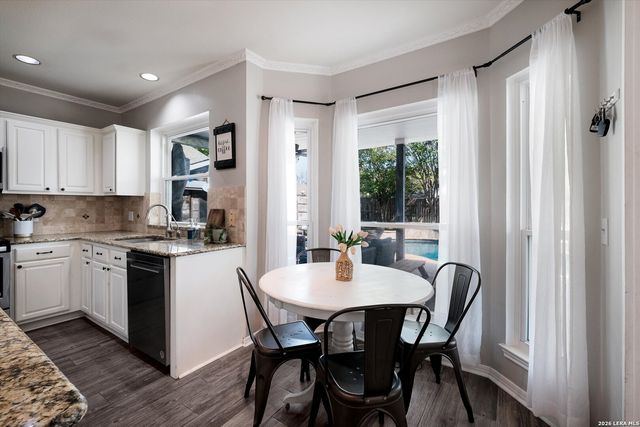 25167 Flying Arrow, San Antonio, TX 78258