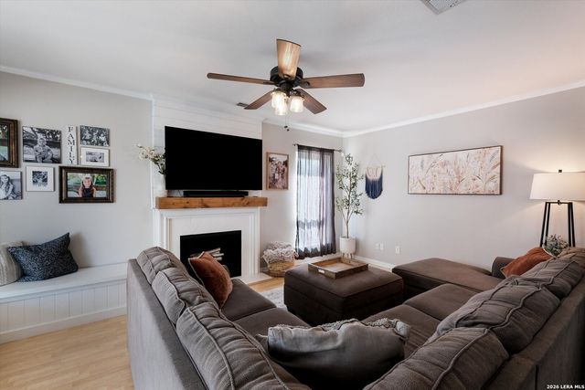 25167 Flying Arrow, San Antonio, TX 78258