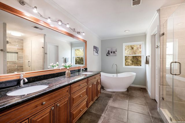 25167 Flying Arrow, San Antonio, TX 78258