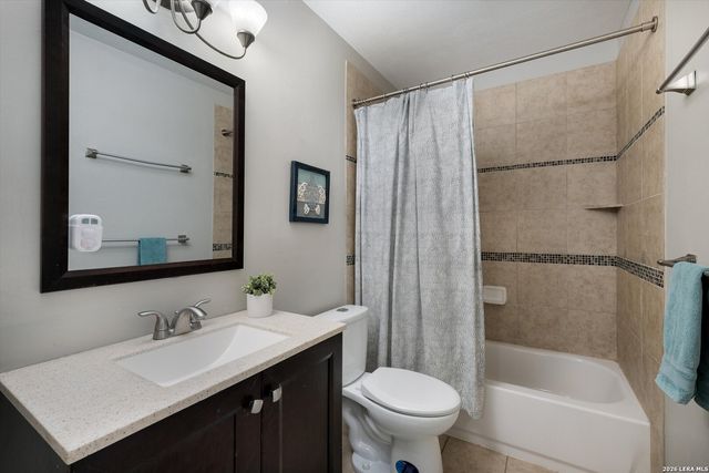 25167 Flying Arrow, San Antonio, TX 78258