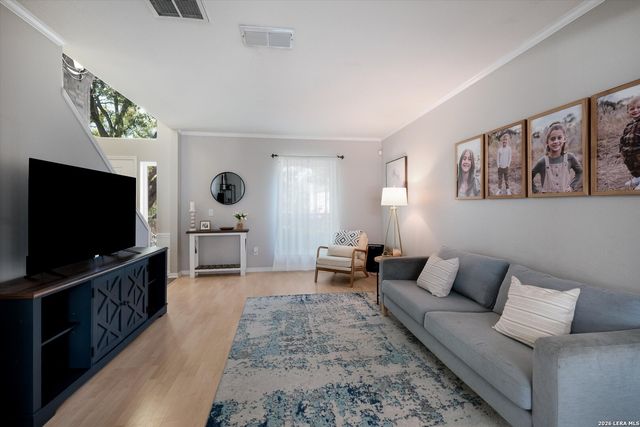 25167 Flying Arrow, San Antonio, TX 78258