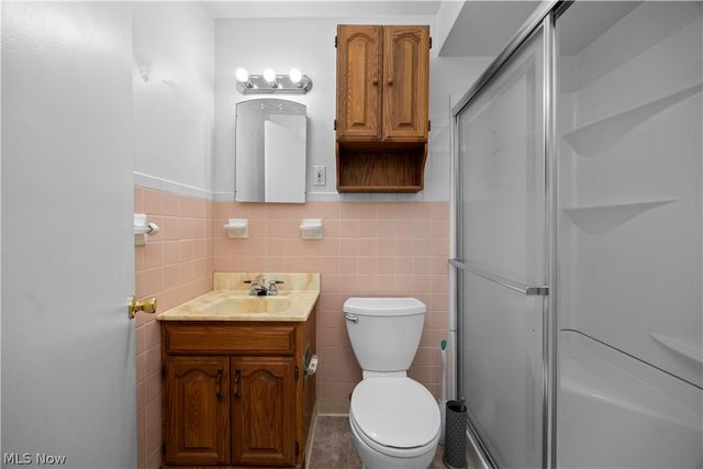 9242 W 130th Street, Strongsville, OH 44136