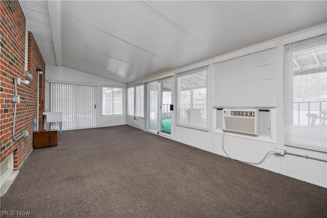 9242 W 130th Street, Strongsville, OH 44136