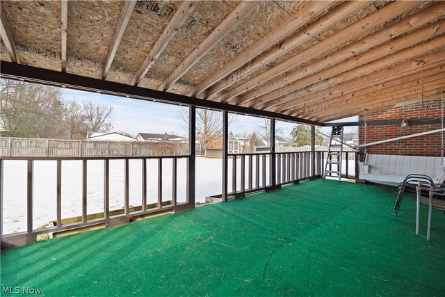 9242 W 130th Street, Strongsville, OH 44136