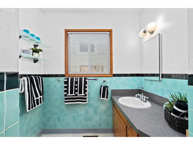 3012 Se 31ST Ave, Portland, OR 97202