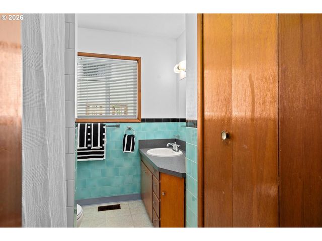 3012 Se 31ST Ave, Portland, OR 97202