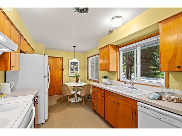 3012 Se 31ST Ave, Portland, OR 97202