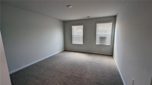 840 Point Place Drive, Loganville, GA 30052
