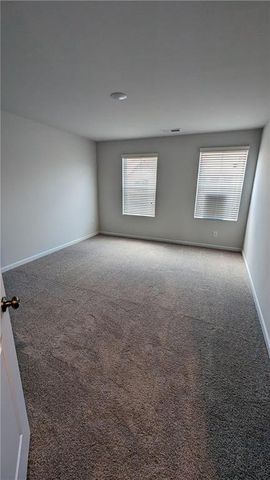840 Point Place Drive, Loganville, GA 30052