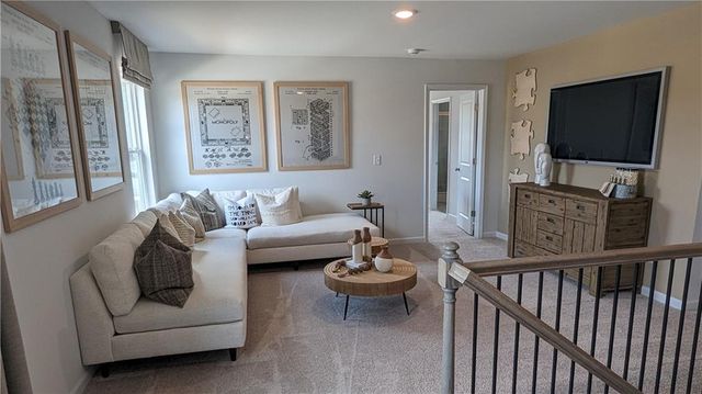 840 Point Place Drive, Loganville, GA 30052
