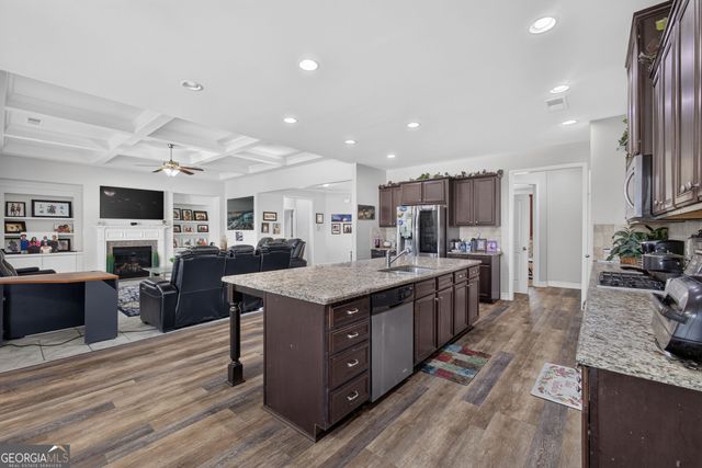 3952 Ivy Gate Drive, Buford, GA 30519
