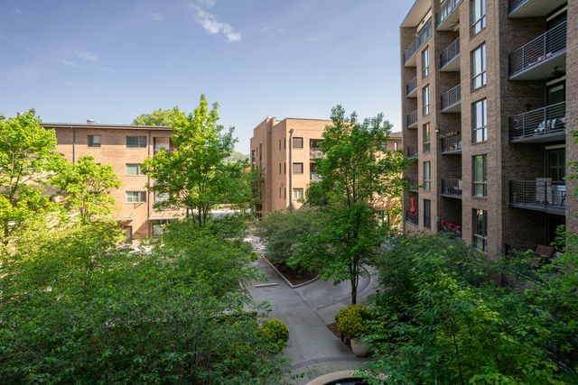 200 Manufacturers Road Apt 328, Chattanooga, TN 37405