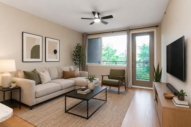 200 Manufacturers Road Apt 328, Chattanooga, TN 37405