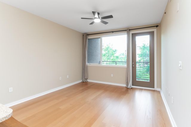 200 Manufacturers Road Apt 328, Chattanooga, TN 37405