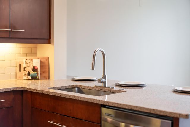 200 Manufacturers Road Apt 328, Chattanooga, TN 37405