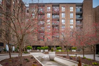 200 Manufacturers Road Apt 328, Chattanooga, TN 37405