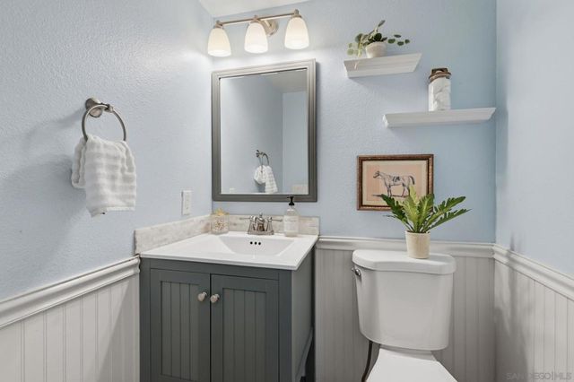 2746 Ariane 148, San Diego, CA 92117