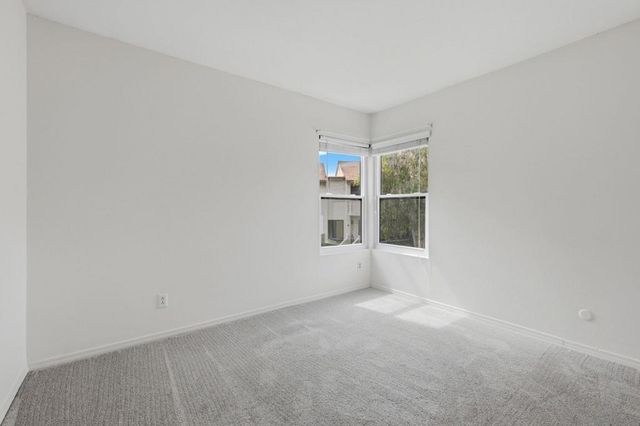 2746 Ariane 148, San Diego, CA 92117