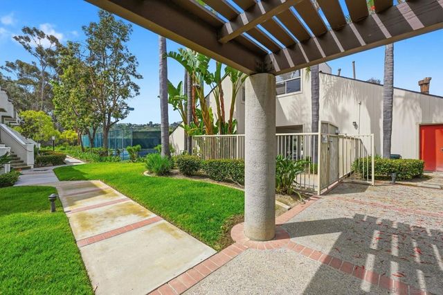 2746 Ariane 148, San Diego, CA 92117
