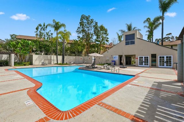 2746 Ariane 148, San Diego, CA 92117