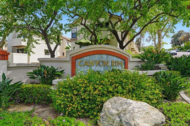 2746 Ariane 148, San Diego, CA 92117