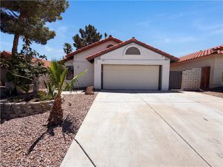 699 Thousand Oaks, Las Vegas, NV 89123