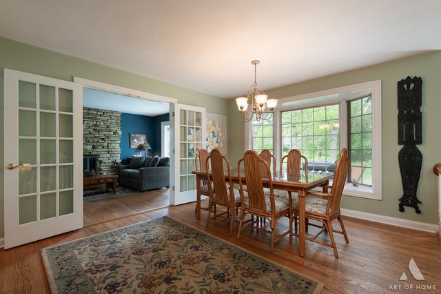 304 S Circle Drive, Palatine, IL 60067