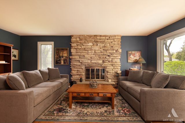 304 S Circle Drive, Palatine, IL 60067