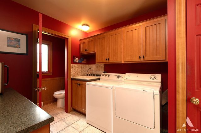 304 S Circle Drive, Palatine, IL 60067