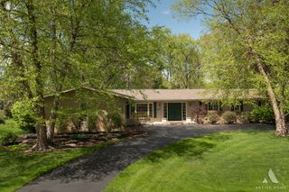 304 S Circle Drive, Palatine, IL 60067