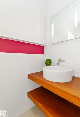 111 WOOSTER Street PH6D, New York City, NY 10012