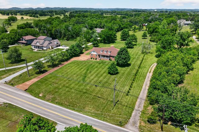 1174 Highway 25, Gallatin, TN 37066