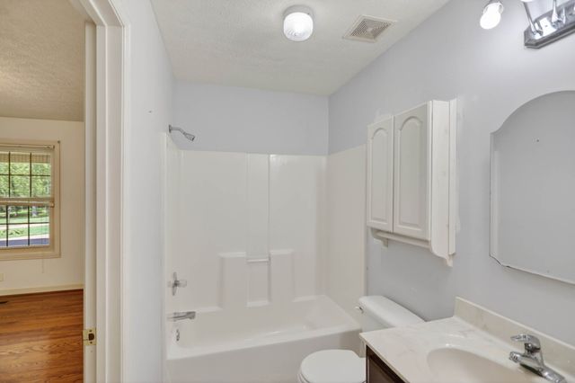 1174 Highway 25, Gallatin, TN 37066
