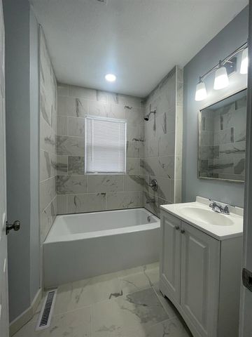 530 Mckeighan Avenue, Flint, MI 48507