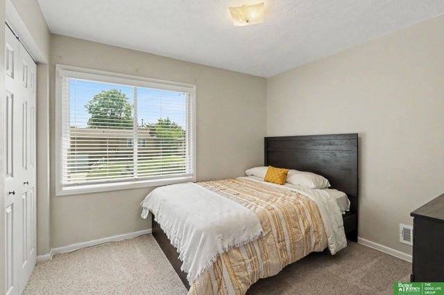 822 Tipperary Drive, Papillion, NE 68046