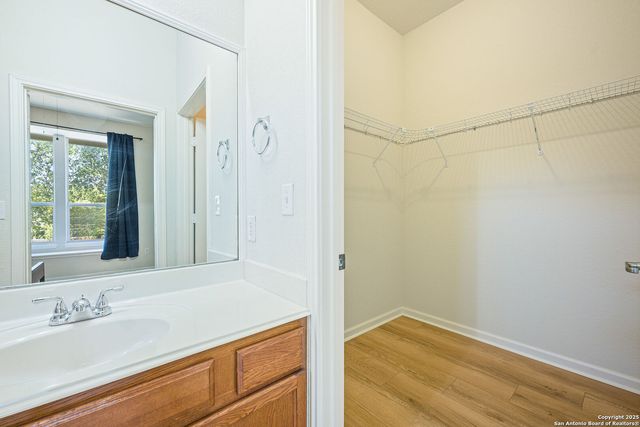 7019 Heathers, San Antonio, TX 78227