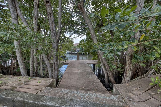1 Kepner Dr, Boynton Beach, FL 33435